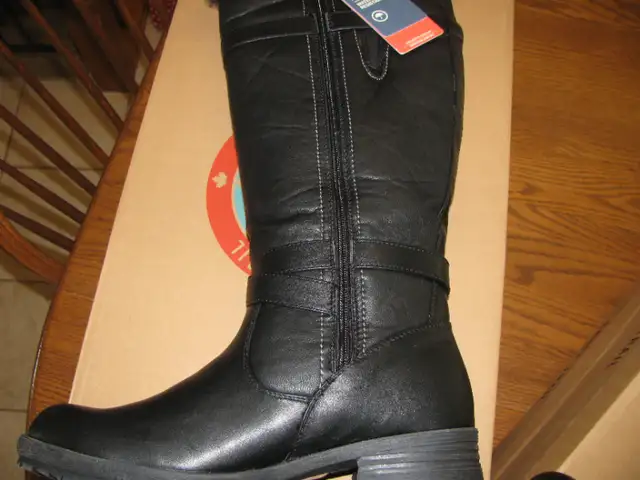 BREERA BANFF TRAIL BOOTS in Women's - Shoes in Norfolk County - Image 3