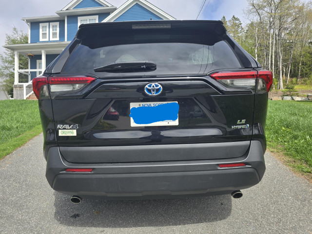 2022 Toyota Rav4 Hybrid LE AWD 155k in Cars & Trucks in City of Halifax - Image 2