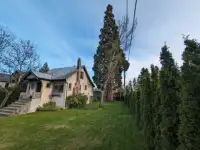 4 Bedroom home in Lower Dundarave, West Vancouver