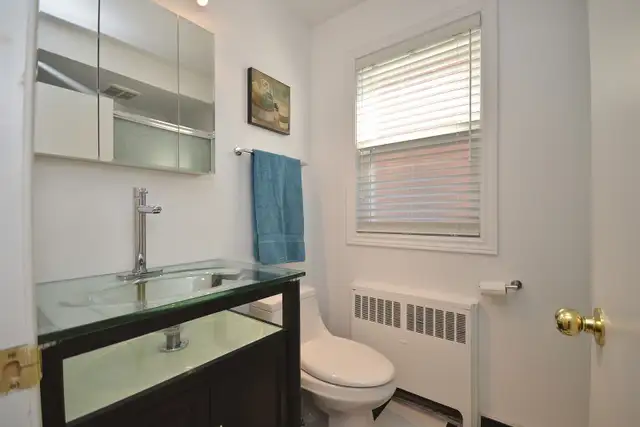 $875 - 1 Bedroom in a 3br apartment, Sandy Hill -UOttawa in Other in Ottawa - Image 4