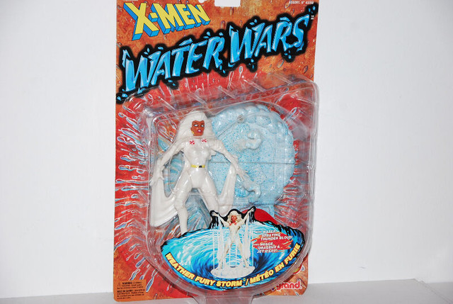 Vintage 1997 Marvel X Men Water Wars Weather Fury Storm in Arts & Collectibles in Edmonton