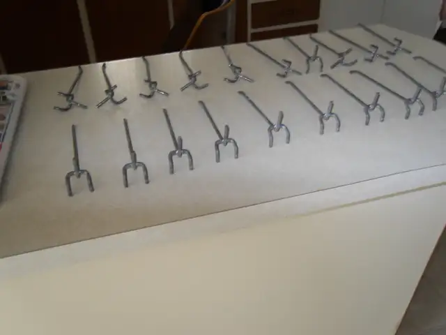 1-LOT OF 20 METAL HOOKS, 6 INCHES LONG, FOR PEG BOARD.