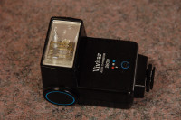 VIVITAR AUTO THYRISTOR 2800 FLASH,TILTABLE HEAD FOR FLASH BOUNCE