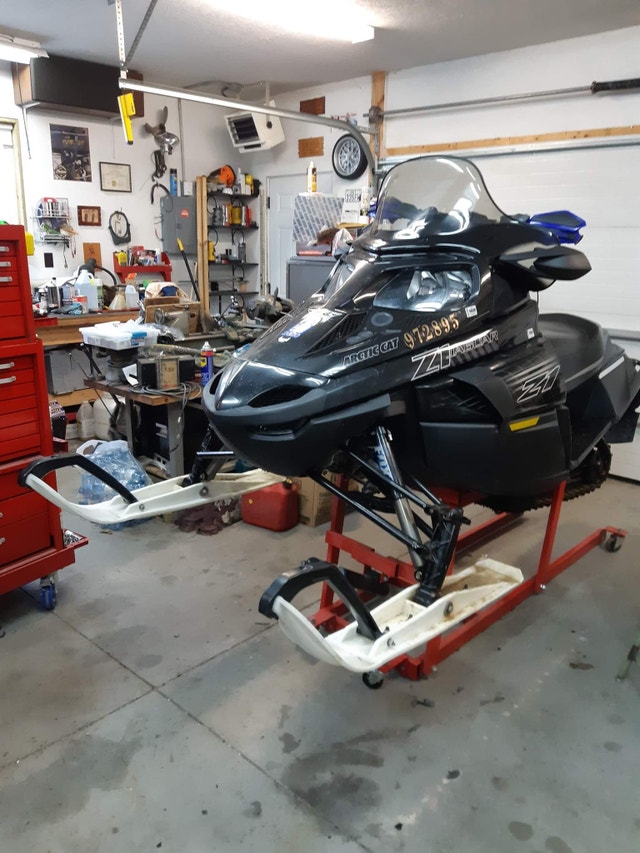 2008 z1 turbo Snowmobiles Kawartha Lakes Kijiji