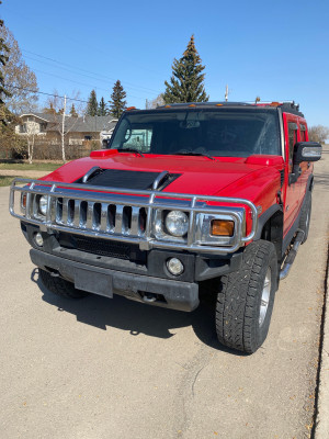 2005 Hummer H2 SUT. All options.