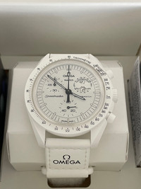 Swatch X Omega Mission to the Moonphase white  “snoopy” 