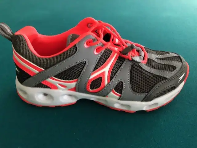 Speedo Water Running Shoes in Water Sports in Oshawa / Durham Region - Image 3
