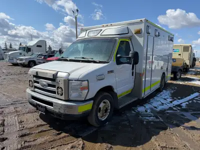 Selling this 2017 Ford Econoline Commercial Ambulance with 296k. 6.8L V10. In immaculate condition i...