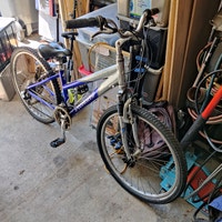24 Speed Woman's Specialized Expedition 