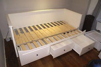 IKEA Hemnes White Daybed with 3 drawers