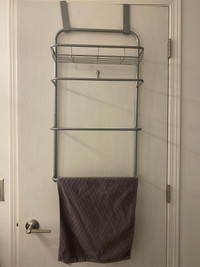 Towel hanger