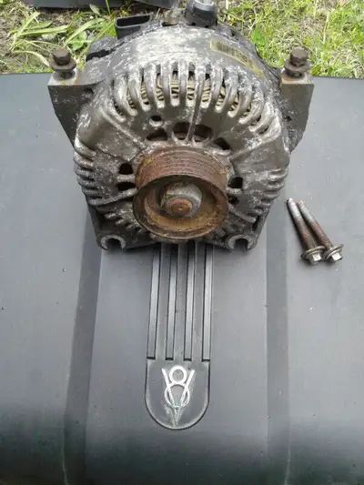 Fits 2002 2003 2004 2005 Model Years with V8, 4.6L. Ford Stock OEM Alternator = 130 AMPS. Also fits...