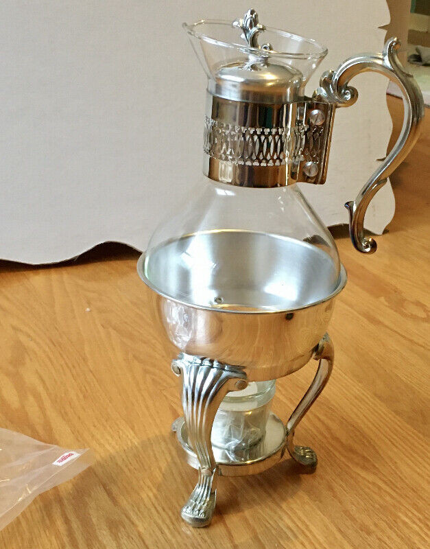 VINTAGE Genuine “F. B. Rogers” Silver Plated Glass Coffee Carafe in Arts & Collectibles in Kitchener / Waterloo - Image 4