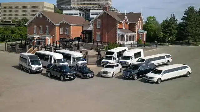 LIMO & BUS DRIVERS WANTED in Drivers & Security in City of Toronto - Image 5