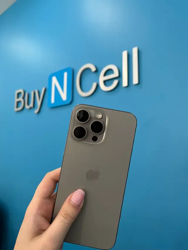 Like New Used iPhone 15 Pro Max on sale at BuyNCell, 256GB $999 in Cell Phones in City of Toronto - Image 2