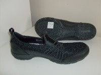Bargain !! 2 NEW Pairs Womens Skechers Shoes Size 6.5