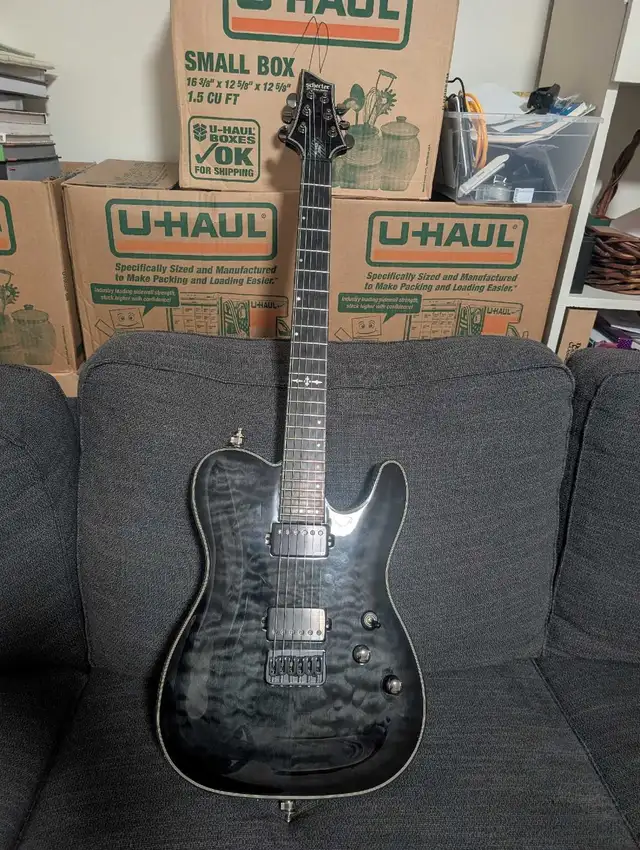 Schecter Hellraiser Hybrid PT in Guitars in City of Toronto - Image 5