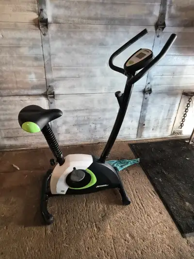 upright exercise bike Advantage fitness 488 pedal workout, View more