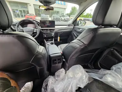 315$/ 2 semaines Tres bonne conditions , viens avec pneus d'hiver sur roues Messages pour plus image...