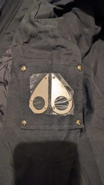 womens moose knuckle bomber large (brand New), View more