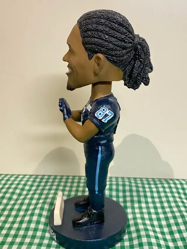 Derel Walker Bobblehead 64840238266498123