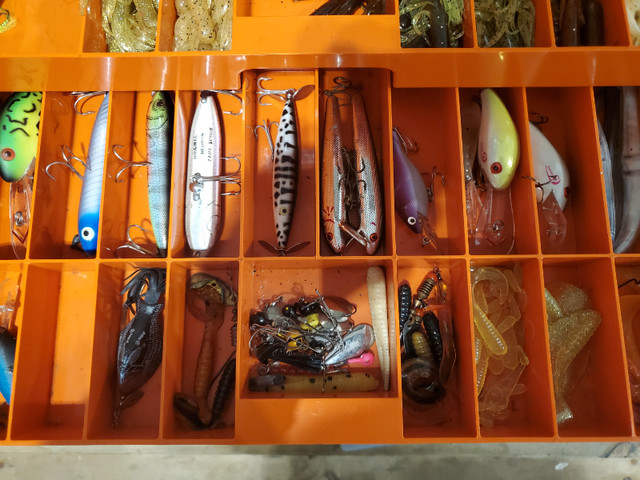 Flambeau Adventurer Tackle Box + lures in Fishing, Camping & Outdoors in Owen Sound - Image 4