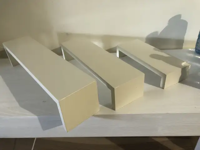 floating shelves in Bookcases & Shelving Units in Ottawa - Image 2