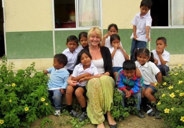 Teaching in Ecuador in Volunteers in Edmonton