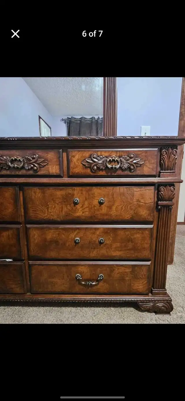 Solid Wood Dresser with Mirror63436969960579124
