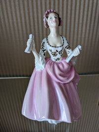 Royal Doulton Figurine "Ballad Seller"