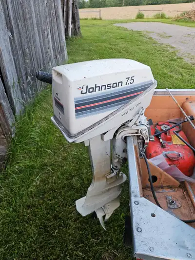 12' 7.5 sea horse motor Trailer with lights Paddle Anchor