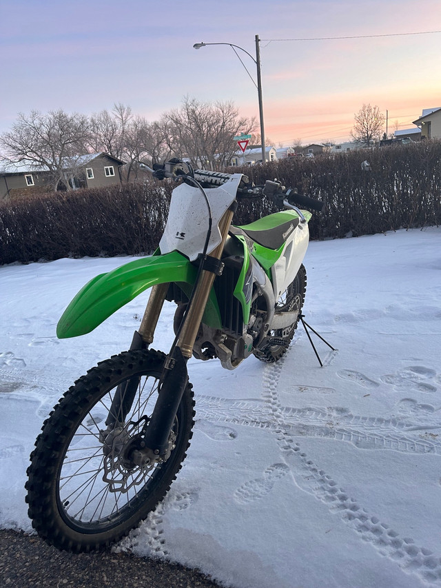2019 Kawasaki kx450 in Dirt Bikes & Motocross in Regina - Image 3