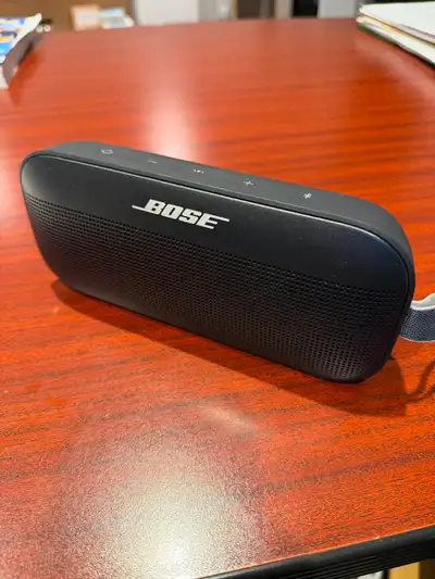 57 ads for bose soundlink bluetooth speaker in Buy & Sell in