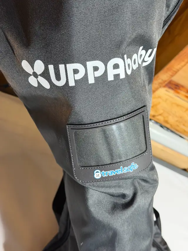 Uppa Baby car seat baby chair carseat cover transport case in Strollers, Carriers & Car Seats in Markham / York Region - Image 3