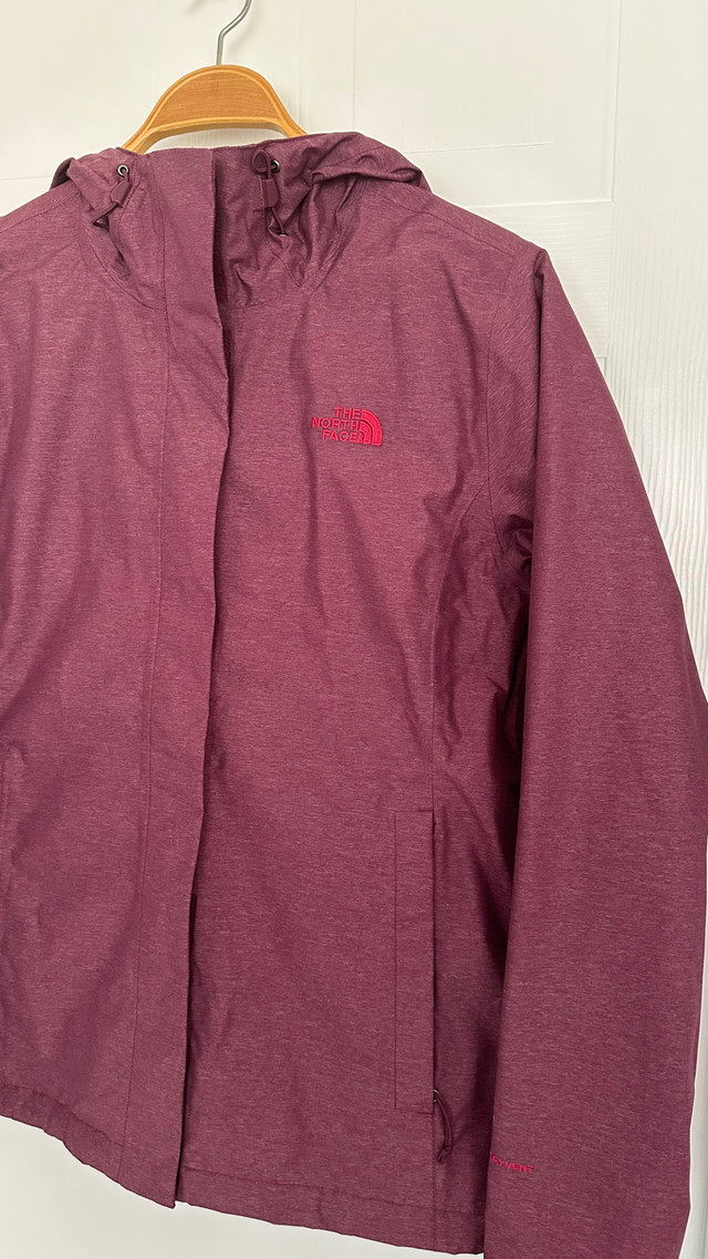 The North Face Women's Venture 2 Shell Hooded Rain Jacket,  in Women's - Tops & Outerwear in Mississauga / Peel Region - Image 2