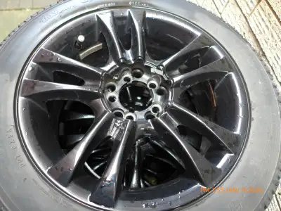 High Performance Toyo Observe Garit KX Winter tires ( about 30K km ) and Black Alloy rims in excelle...