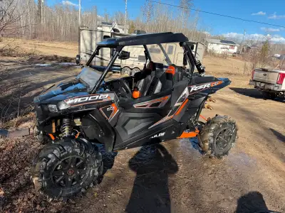 2014 Polaris rzr 1000 xp message or call for details 250 401 1919
