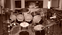 Drummer disponible pour studio ou gigs