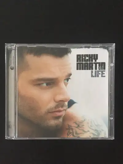 Ricky Martin CD Life Disc Is In Excellent Condition $3