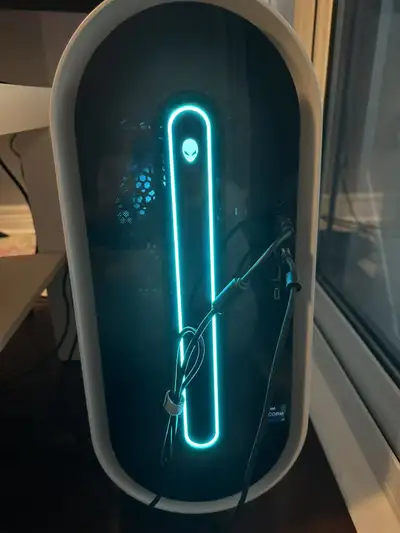 Alienware R13 - RTX 3080 / i7 12700F / 32G / 2TB / 144Hz Monitor, View more