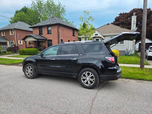 2013 GMC Acadia Downsizing in Cars & Trucks in Peterborough - Image 3