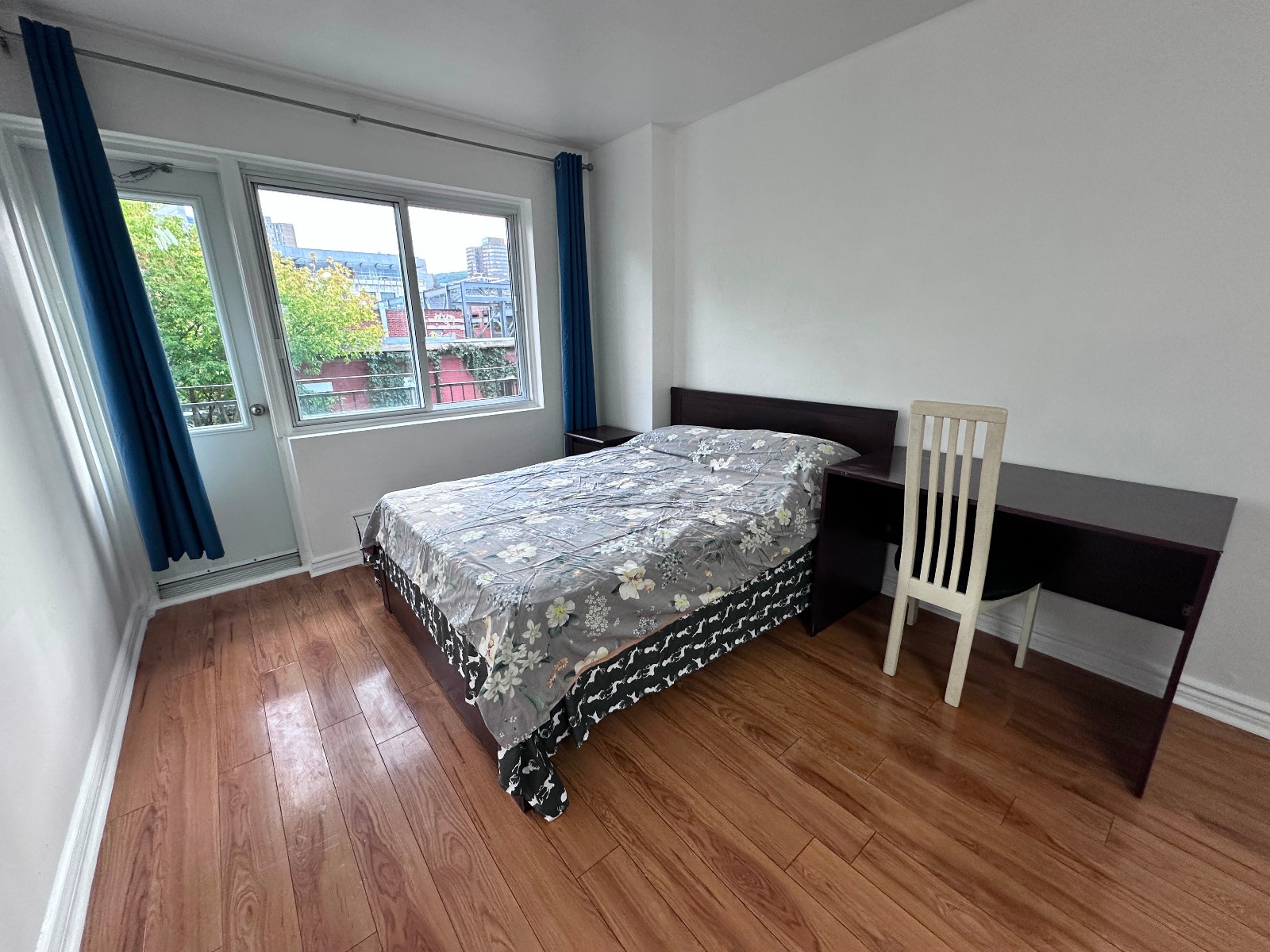 Downtown Near McGill All Included Furnitured Studio for Rent !!! — photo 1