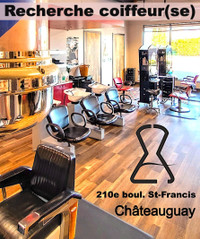 Chaise disponible dans 1 Salon de coiffure populaire Châteauguay