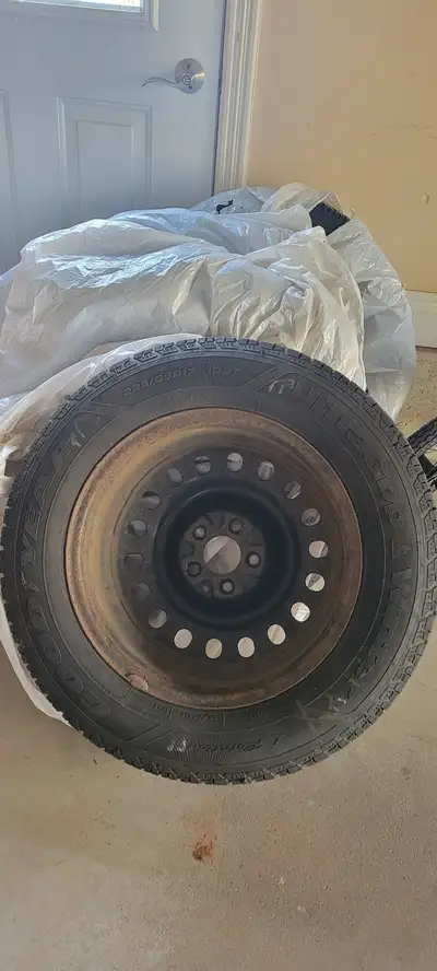 4 225/65 R17 GoodYear Winter Tires on rims. Used for 2 season on a Mazda CX-5