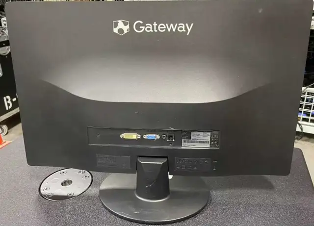 Gateway 21.5" LED Monitor in Monitors in Brantford - Image 3
