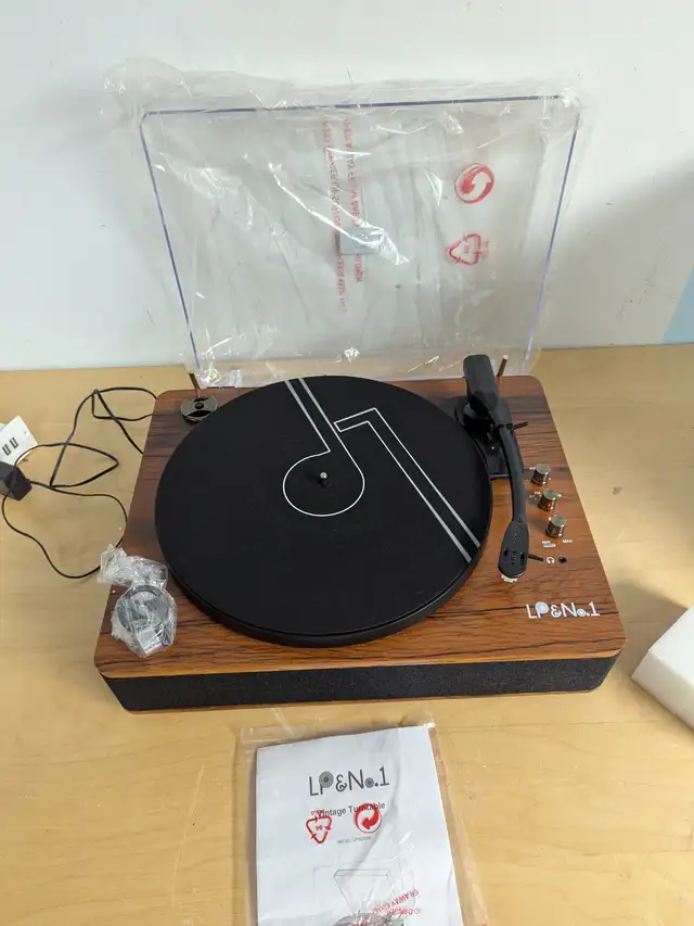 Wireless Turntable with Built-in Speakers & USB - Vintage LP Pla in General Electronics in Mississauga / Peel Region - Image 9