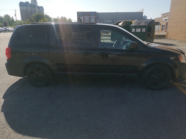 Dodge Grand Caravane — photo 3