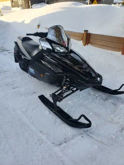 2008 Yamaha Vector 2008 Yamaha vector 1000, heated grips, mirrors, everything works, oil just change...