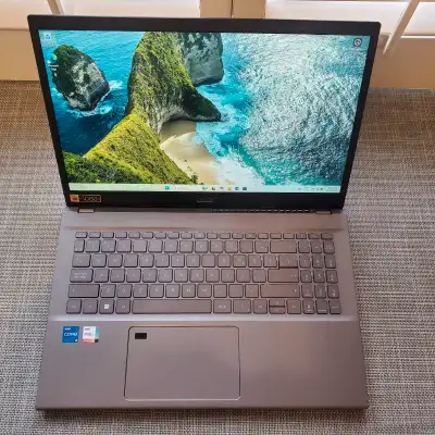 Like new Acer Aspire 5 laptop PC which features Windows 11, 15-inch display screen, Intel Core i5 12...