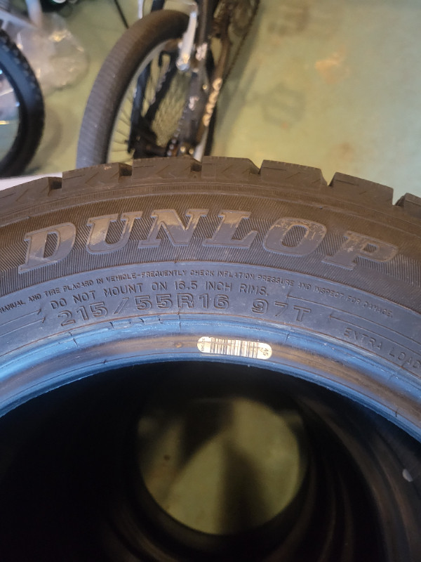 Dunlop winter tries 215/55R16 in Tires & Rims in Oshawa / Durham Region - Image 3